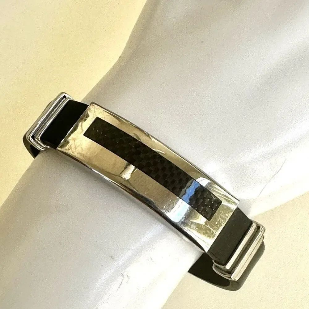 Tzchow stainless steel and black bracelet